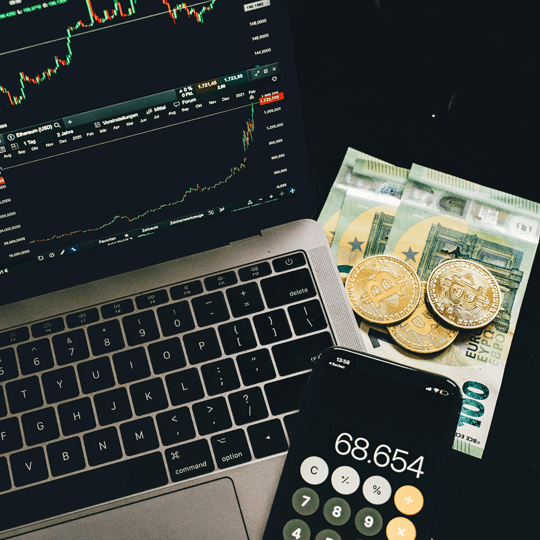 Kjerne Finevox team av eksperter på kryptoinvesteringer